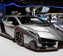 Lamborghini će proizvesti samo 9 Veneno roadstera  (video)