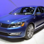 08-vw-passat-blue-motion-concept-detroit-1 (3)