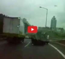Junački potez kamiondžije! Presijekao im put da ih spasi od sudara! (VIDEO)