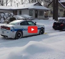 Video: Pogledajte šta se desi kada supermoćno policijsko auto zapne u snijegu!