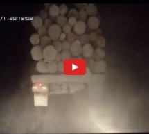 Video: Da se naježite! Pogledajte kako izgleda zastrašujuća noćna vožnja u Rusiji!
