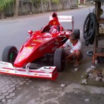 ferrari-bolid-indonezija (10)