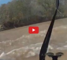 Video: Pogledajte reakciju dva Rusa nakon što su automobilom izletjeli u rijeku!