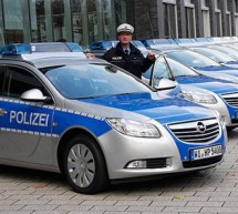 Njemački policajci ne mogu da stanu u nove Opel Insignije