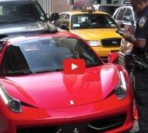 Video: Bahati vozač Ferrarijem prešao policajcu preko noge pa dobro nadrljao