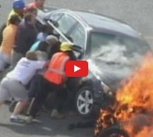 Video: Prolaznici podigli zapaljeni BMW sa povrijeđenog motoriste