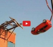 Video: Vozač u automobilu izveo bungee jump sa 30 metara visine