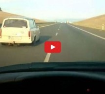 Video: Kada na autoputu vozite Hondu Civic 183 km/h, onda ne očekujete da vam se dogodi ovo!