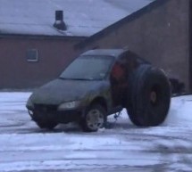 Video: Automobilski Frankenstein! Ova Opel Omega želi biti traktor!