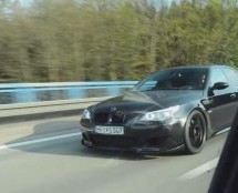 Video: Upoznajte “Crnu zvijer”, prerađeni BMW M5 koji je glasniji i od Formule 1!