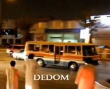Video: Ludi Saudijac ‘drifta’ autobus na prepunoj ulici