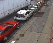 Video: Šta bi vi uradili da zateknete svoj automobil slupan na parking mjestu?