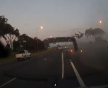 Video: Užas! Ispao iz kola jer nije vezao pojas!
