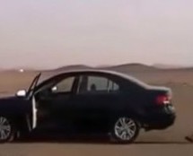 Video: Komedija na točkovima! Arapi prilagodili bespilotno vozilo