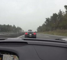 Porsche 918 i Koenigsegg Agera R na njemačkom Autobahnu jure preko 350 km/h!