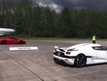 SUDAR TITANA: LaFerrari VS Koenigsegg Agera N