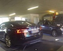 Pogledajte kako je Tesla ‘S’ pokidao dinamometar u jednoj automehaničarskoj radnji!