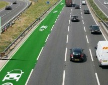 Auto-put budućnosti: Elektromobili će se puniti u vožnji
