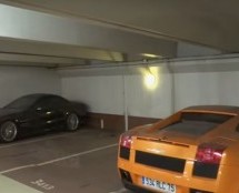 Napušteni superautomobili čekaju vlasnike na jednom parkingu u Parizu