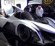DO STOTKE ZA 1,8 SEKUNDI: Devel Sixteen je najbrži automobil ikad napravljen