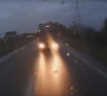 KAO U NAJGOREM KOŠMARU: Čeoni sudar sa kamionom iz prvog lica!