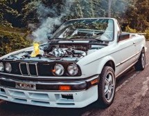 DAO MU ‘VATRE’: BMW Serije 3 E30 turbo u plamenu!