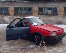 ČUDO OD VOZILA: Volkswagen Passat sa dvije prednje strane i sa dva motora!