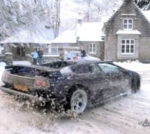 Sjeo u Lamborghini Diablo pa mu onda ‘čupao dušu’ po snijegu! (VIDEO)