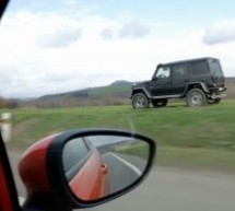 MA, DA LI JE MOGUĆE: Mercedes-Benz G-klasa juri livadom preko 100 km/h!? (VIDEO)