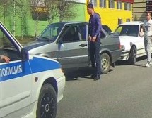 SAMO U RUSIJI: Najbrža intervencija policije ikad osvojila je internet (VIDEO)