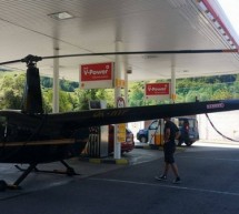 Helikopterom stigao na benzinsku pumpu, nestalo mu goriva (FOTO)