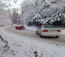 ZIMSKA IDILA: Driftovanje sa pogonom na prednje točkove! (VIDEO)