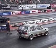 VW Golf ‘trojka’ ima monstruozni motor od 1.238 ‘konja’  – u sprintu do 400 metara treba samo 8,7 s (VIDEO)