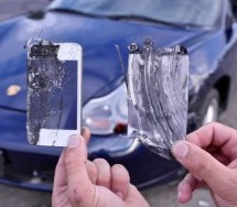 Na Porsche stavio iPhone umjesto disk pločica (VIDEO)