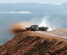 Još jedna avantura Kena Bloka – uspon na Pikes Peak sa 1.400 KS (VIDEO)