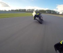 MOTO POSLASTICA: Evo koliko je Yamaha R1 brža od R6 (VIDEO)