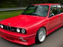 Pogled kroz istoriju dugu 32 godine: BMW M3 – Evolucija na video snimku (VIDEO)