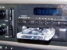 Bilo pa prošlo: Radio-kasetofon i CD-player u autu