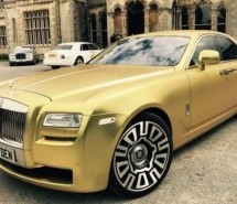 Zlatni Rolls-Royce Ghost – samo u bitkoinima!