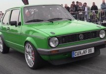 Pogledajte kako juri Volkswagen Golf I sa 455 KS (VIDEO)