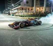 Uživajte u vožnji Red Bull Formula 1 bolida sa Danielom Rikardom (VIDEO)