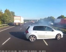 Pogledajte reakciju vozača autobusa na autoputu, kojom je spasao nekoliko života (VIDEO)