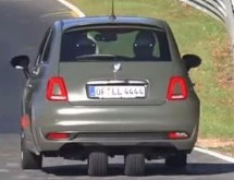 Bizarno ali korisno: Fiat 500 na ‘tri’ točka (VIDEO)