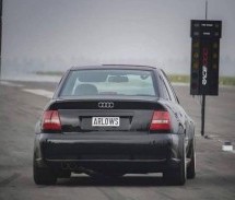 Audi S4 B5 koji razvija 1.232 konjske snage je prava zvijer! (VIDEO)