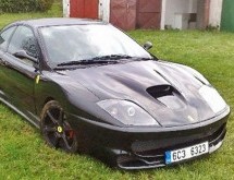 Sam svoj majstor: Od Peugeota 406 Coupe napravio Ferrari 550 Maranello (FOTO)