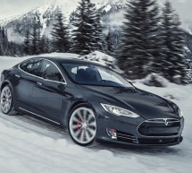 Za najveći opoziv vozila Tesla krivi Bosch i so na putu