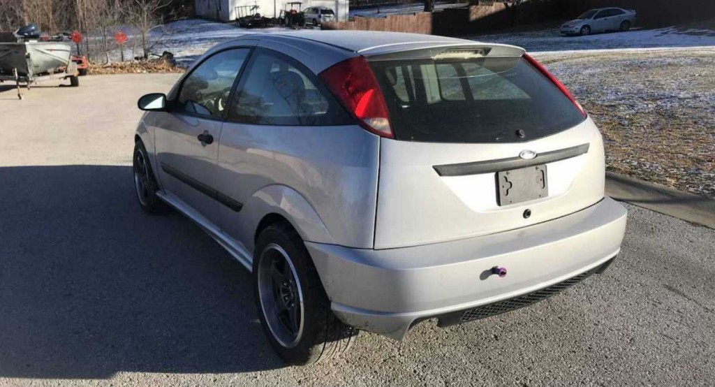 Ford-Focus-ZX3-5