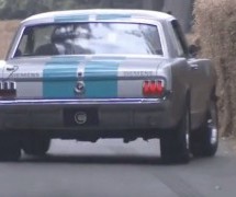 Siemensov samovozeći Ford Mustang se samoodvezao u zid (VIDEO)