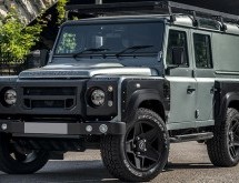 Land Rover Defender 2.2 TDCI 110 Utility Wagon Chelsea Wide Track