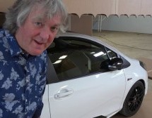 James May je raspakirao svoj novi auto (VIDEO)